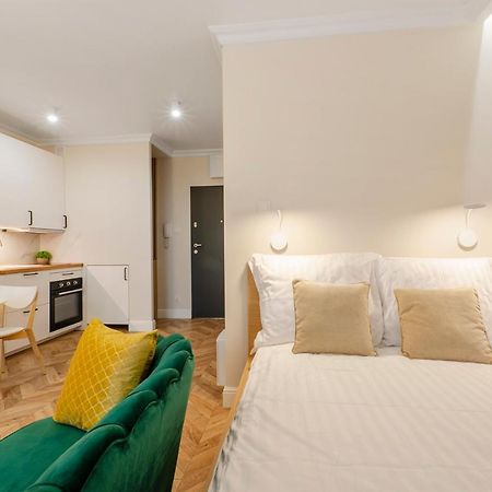 Sky Home- Green Apartament -Manufaktura, Bezplatny Parking, Klimatyzacja, Dostep Na Kod Łódź Exterior foto